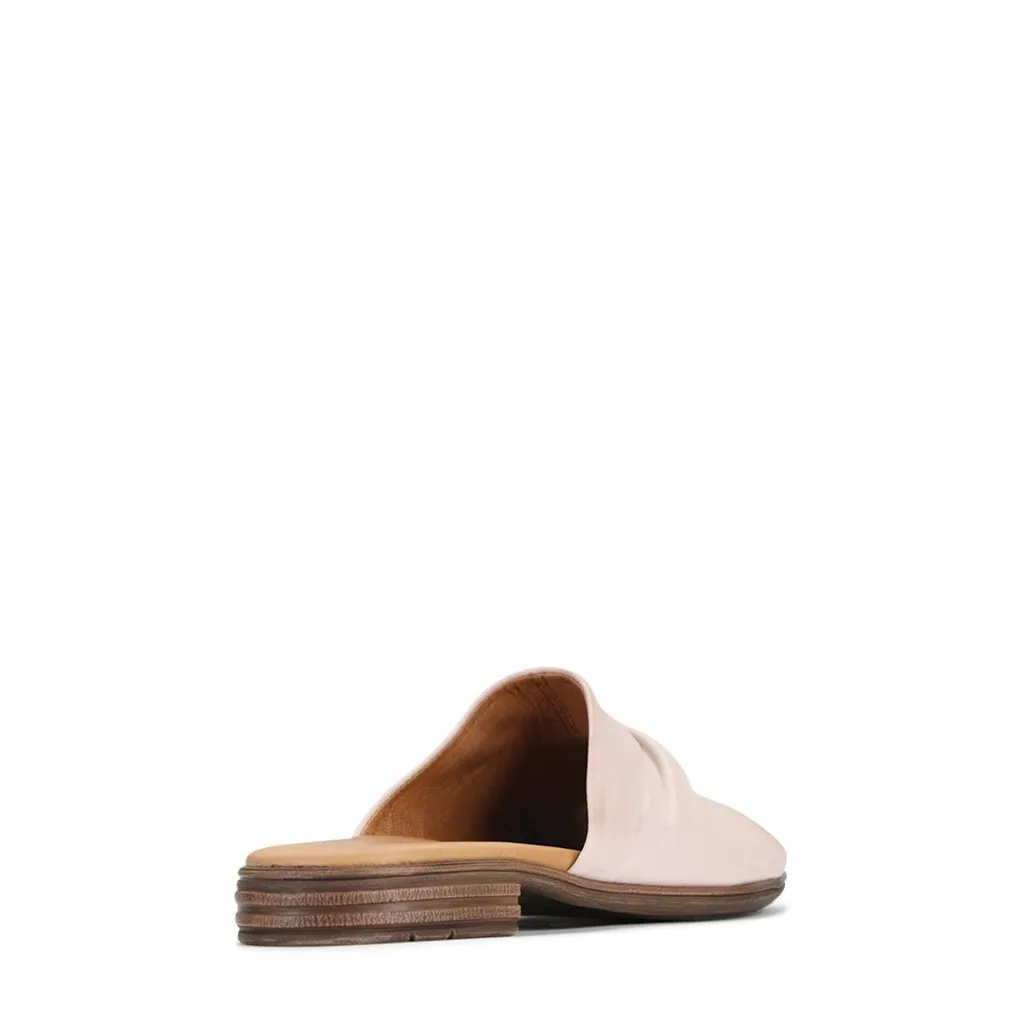 ILO LEATHER  SLIDE SANDALS