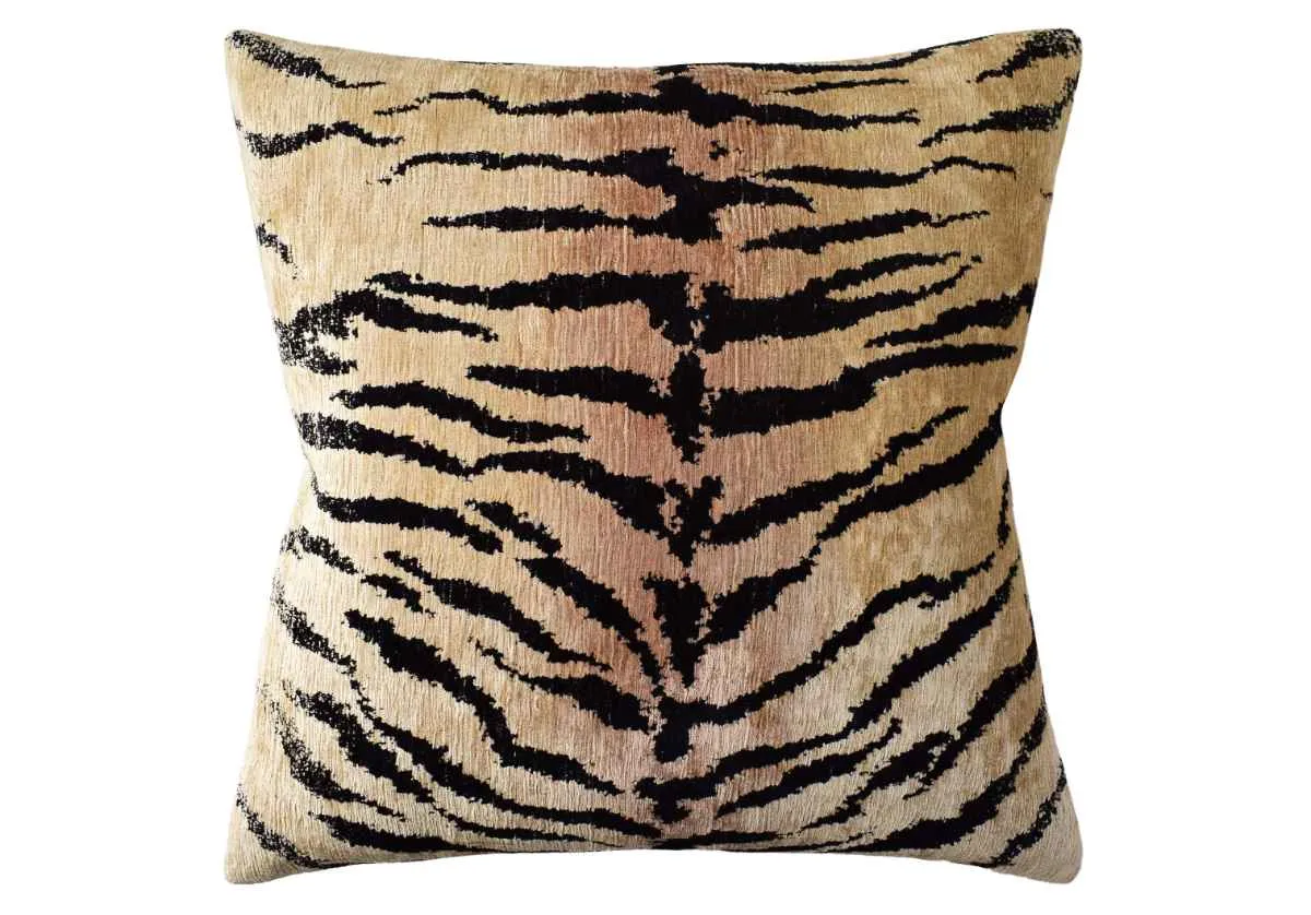 PROVOCATIVE PILLOW | SET OF 2